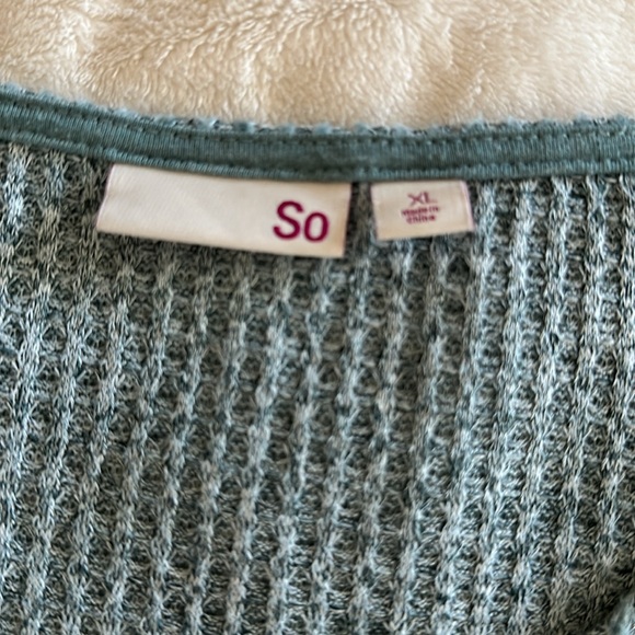 Women’s Kohls  SO Loungewear Top & Bottom NOTE: Top/size XL & Bottom/ size L - Picture 3 of 11